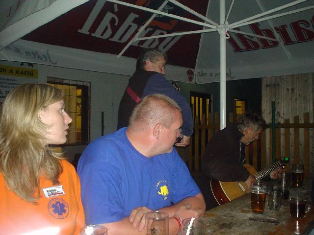Záchranáři, Vltava 2007 > obr (101)
